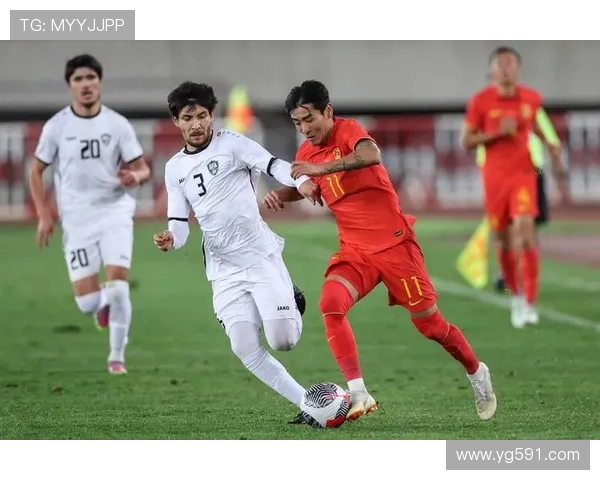 足球比赛中的全场进攻与防守协调