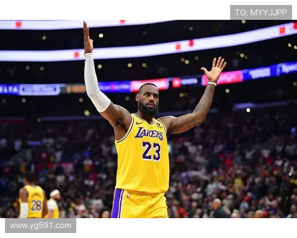 2004年火箭队对阵湖人队的比赛分析