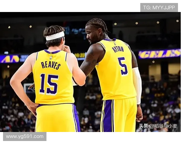 湖人队在2024年赛季的引援策略是否能解决进攻端问题
